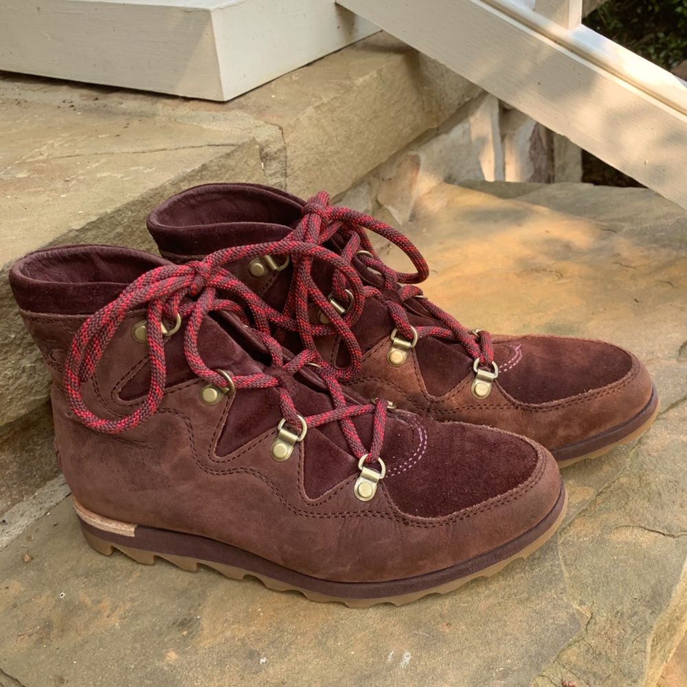 Sorel Sneaker Boots 6.5